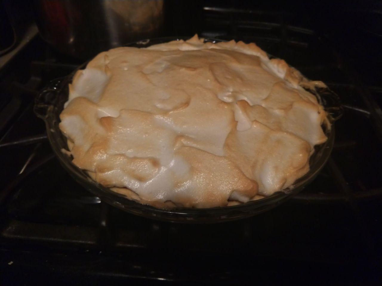 Completed cocoa pie with meringue.